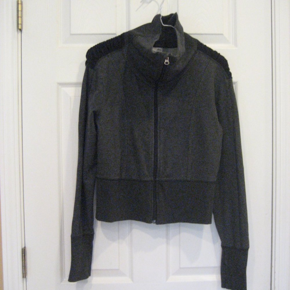 Champion C9 Hign Neck Jacket Sz L
